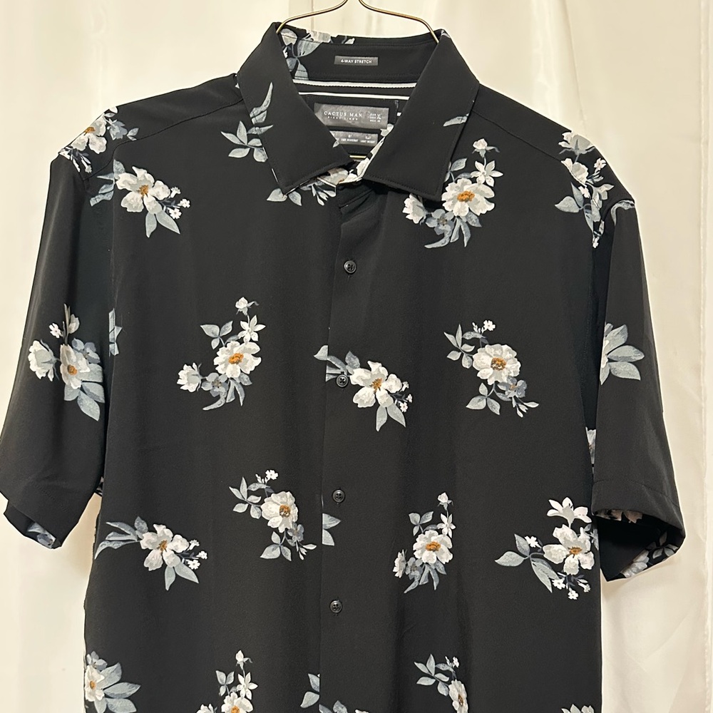Cactus Man - Ricky Singh Tropical Button Up Shirt - Picture 3 of 10